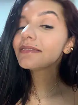 Melanyprada live sex cam