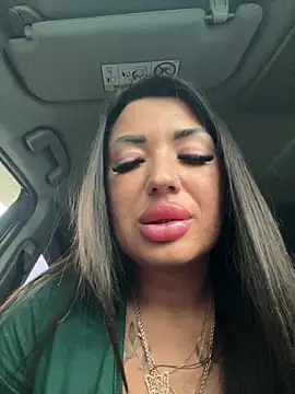 RuslanaXX webcam
