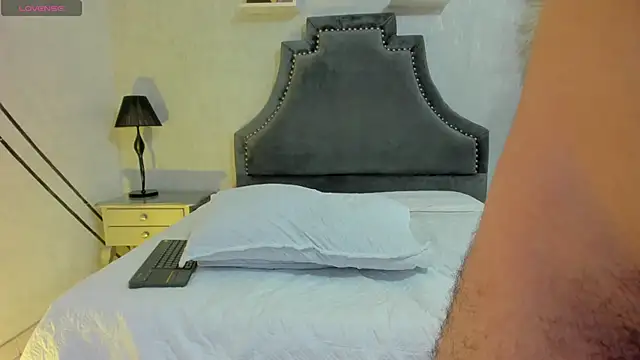 MaximusClark webcam