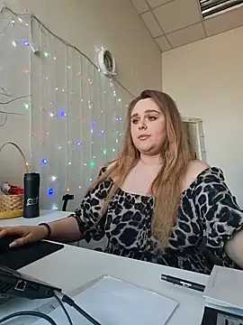 Juicy_PeachLux webcam