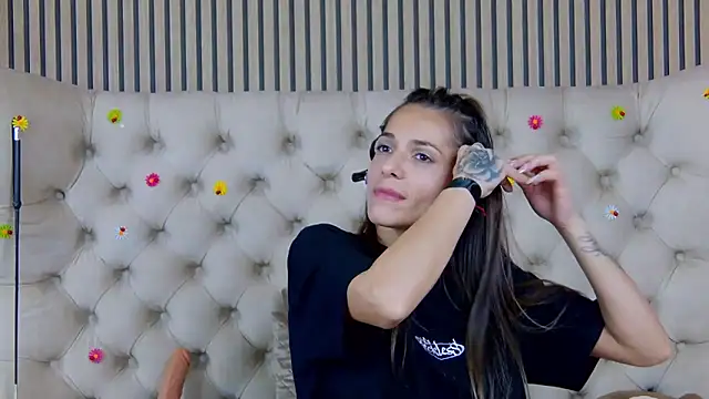PlayfulShow webcam
