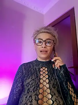 LunaBlaise webcam