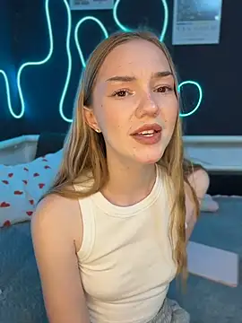 MilaMoone