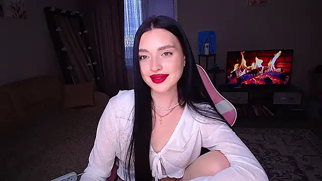 yoursLina webcam