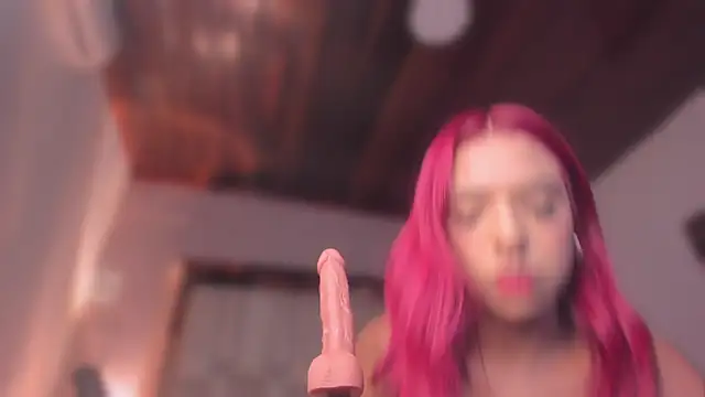 Emmily_Savage webcam