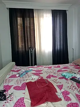 karla-bruni - Karla-bruni's free webcam - UK Sex Cams
