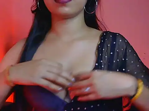 miss_ragni webcam