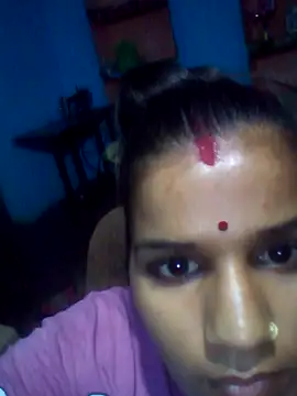 Raveena0990 webcam