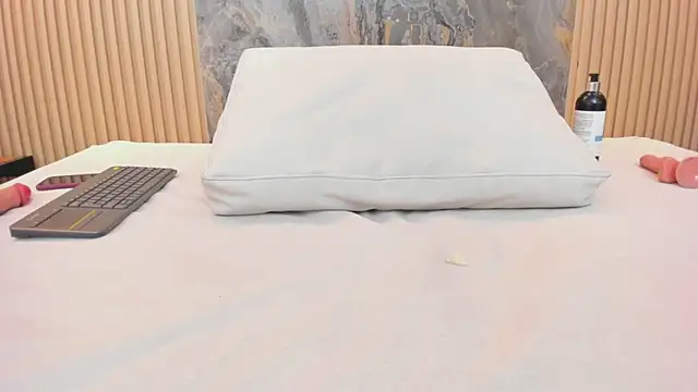 mary_spencer webcam