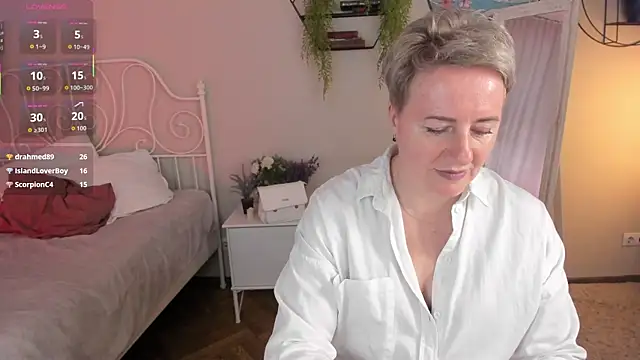 Nika_Smit webcam