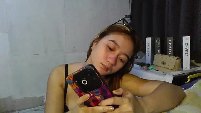 Elysia_Fox webcam