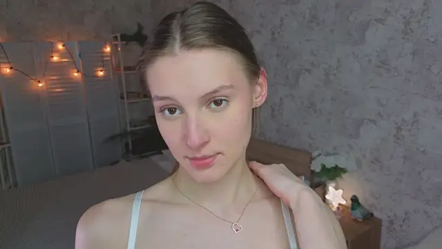 LianneBynon webcam