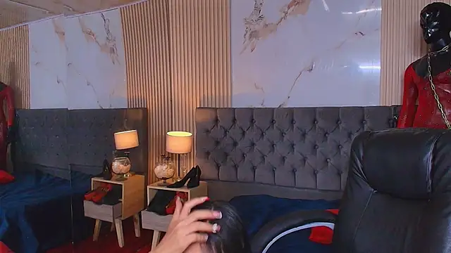 ZafiraVelvet webcam