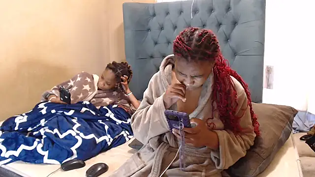 EbonyEssence webcam