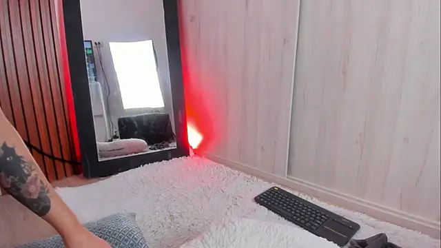 Rebeka-baker webcam