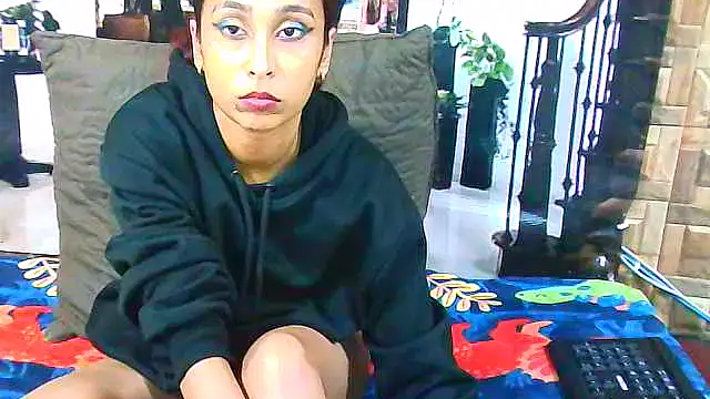 IndianSexyButt webcam