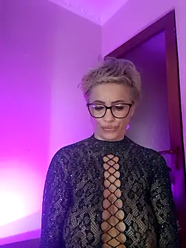 LunaBlaise webcam