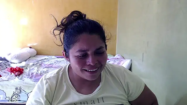 yulieth_bbw webcam
