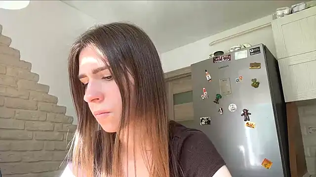 ZaraGuyette webcam