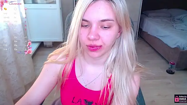 Lana__Nova webcam