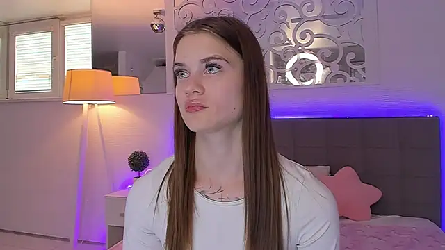 LuisaClover webcam