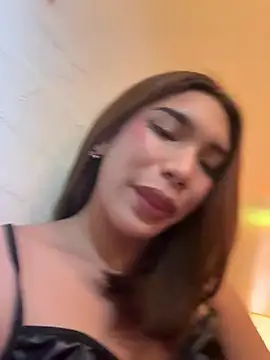 SideChick_Bunny Live Webcam on Stripchat