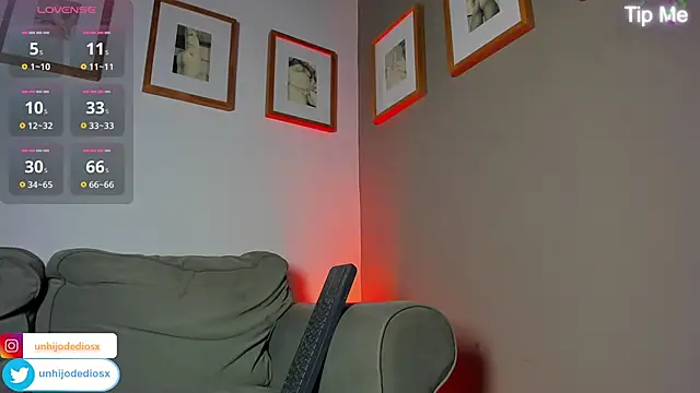 Ackerman_Eren_ webcam