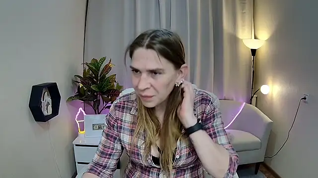 TessaDaybreak webcam