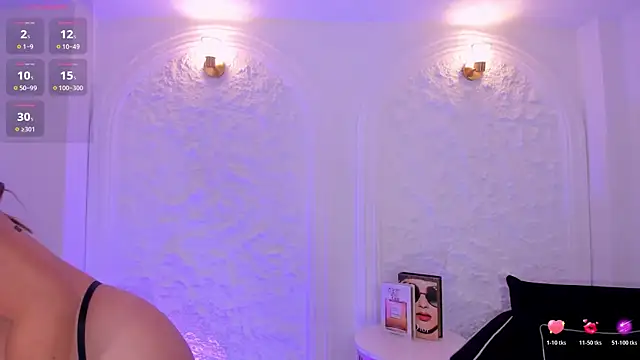 ArianaDumont webcam