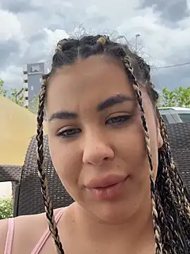 DaianaKimberly webcam