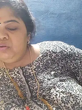 tamilthanushri