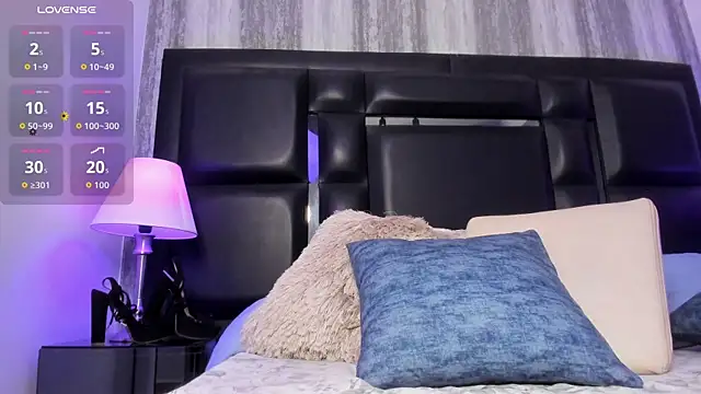 ChloeCartier webcam