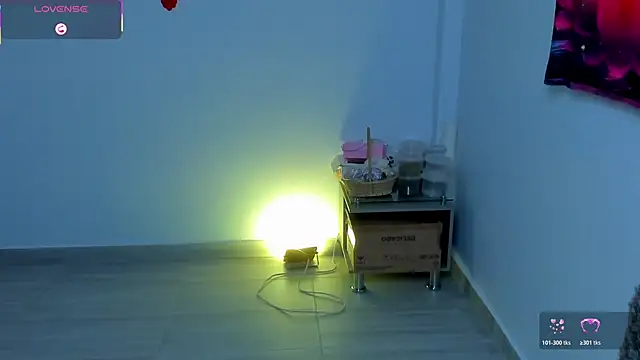 Sara_Charmy webcam