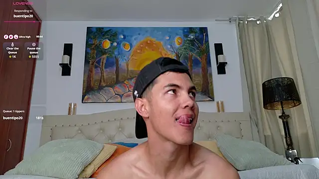 Adams_ricci webcam
