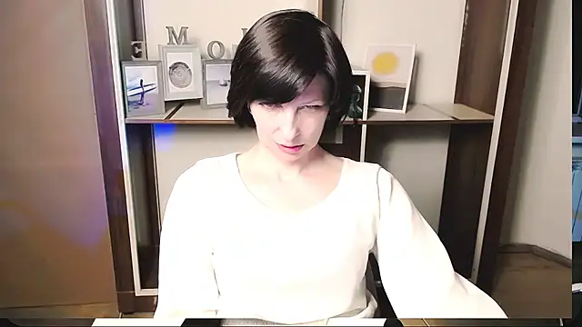 _AngeliaFlow_ webcam