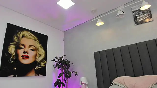 kendra_london webcam
