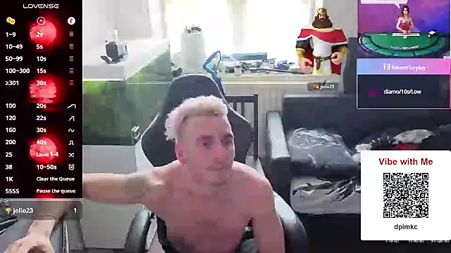 Rayzel_White webcam