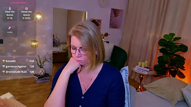 Annie_Light webcam