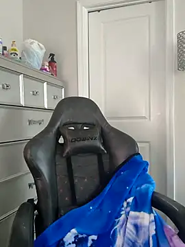 butterflybootyy live sex cam