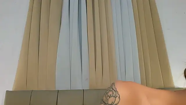 catiana_moore webcam