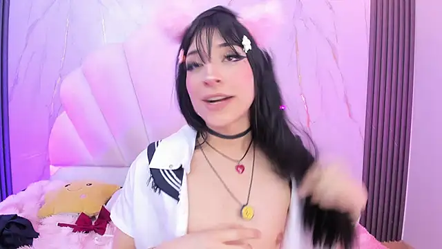 AliiceWonderland_ webcam