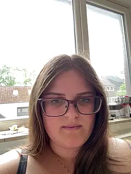 CurvyPaar2 webcam