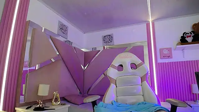 _Miaaleon webcam