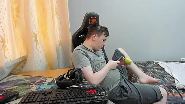 iliaskrislove webcam