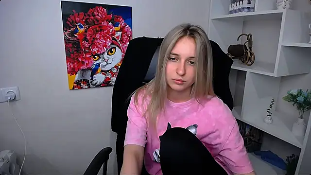 _Nicole_new webcam