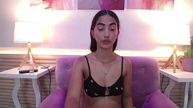 SweetyLaly webcam