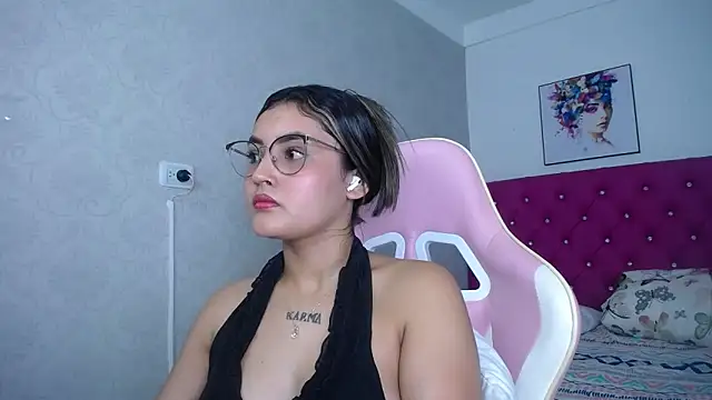 kathe-mills235 webcam
