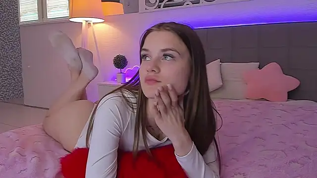 LuisaClover webcam