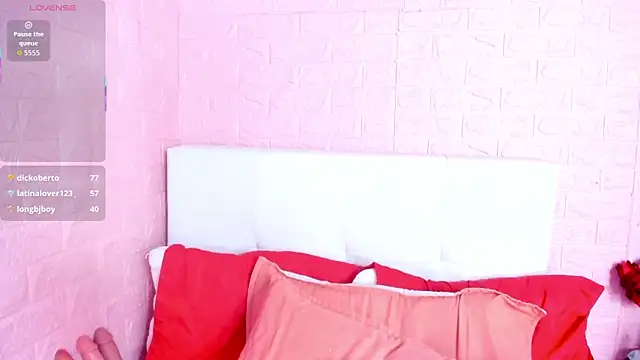 Celeste_Rox webcam