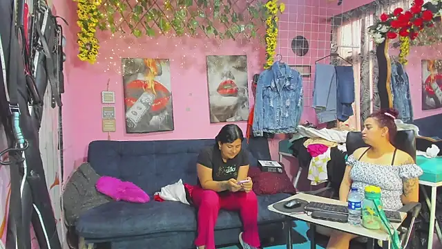 lesbiancuple webcam